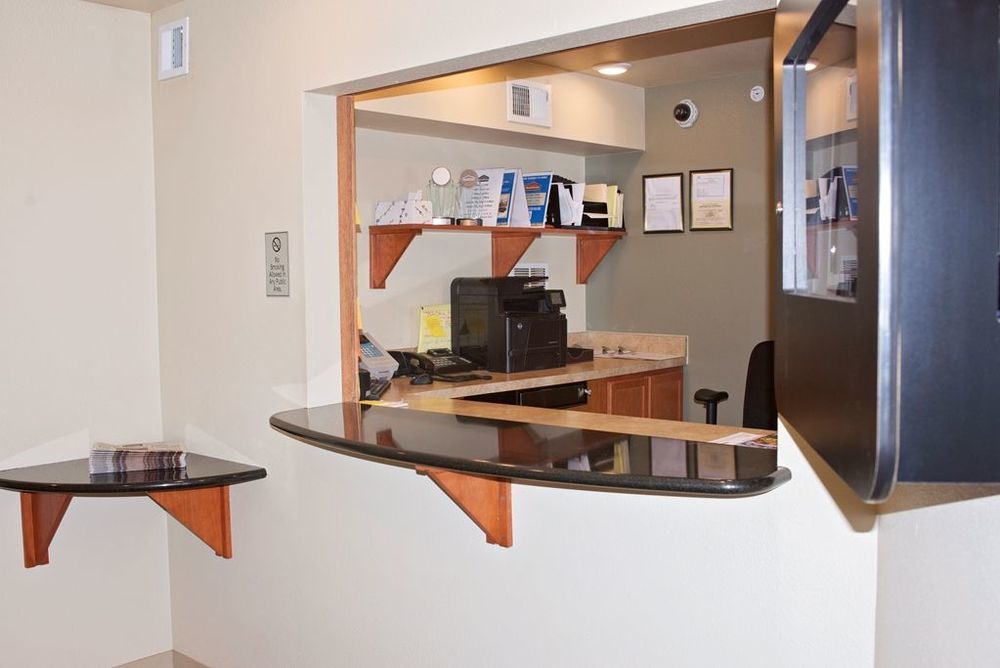 Hotel Baymont By Wyndham Dickinson Interior foto