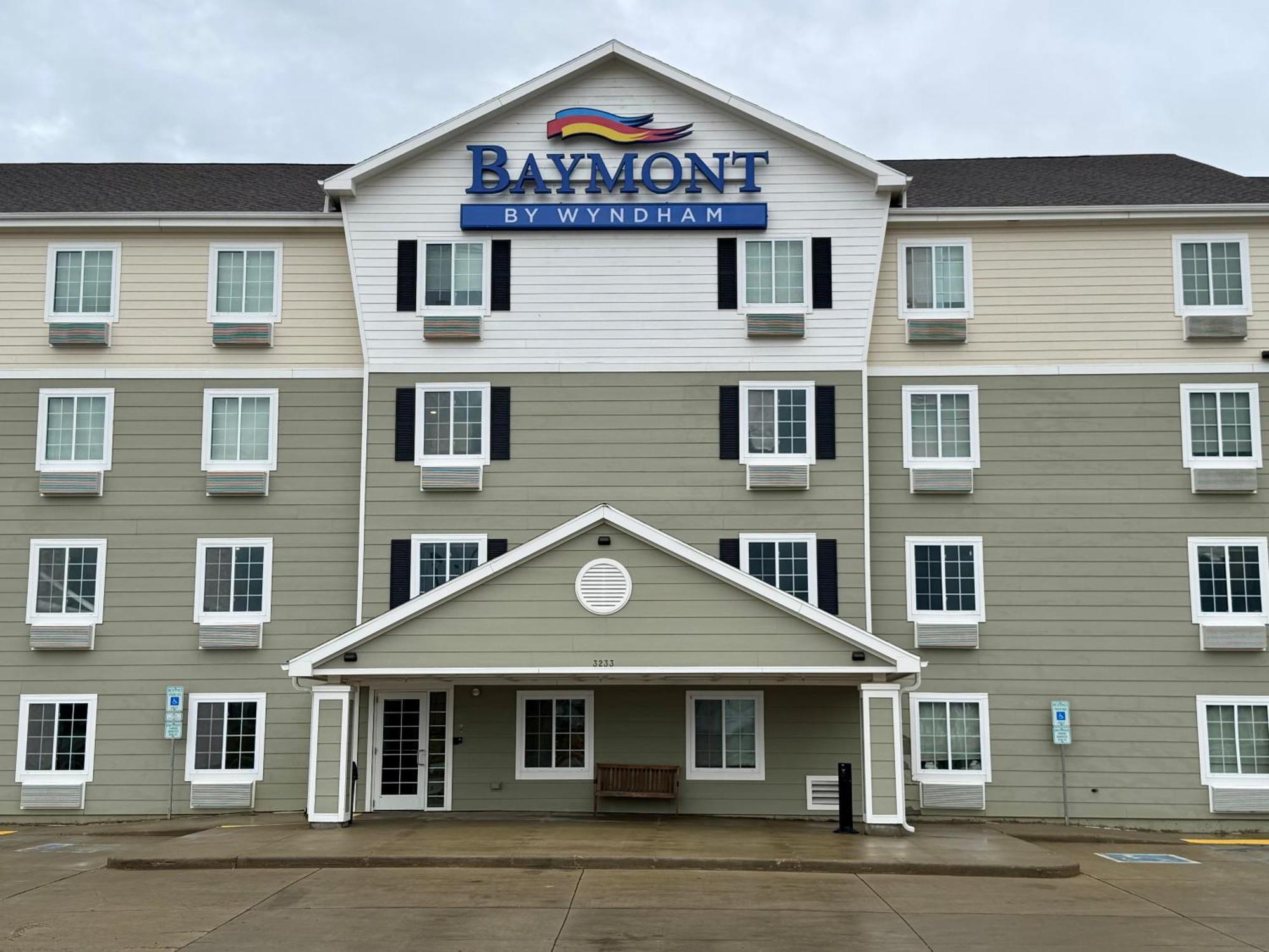 Hotel Baymont By Wyndham Dickinson Exterior foto
