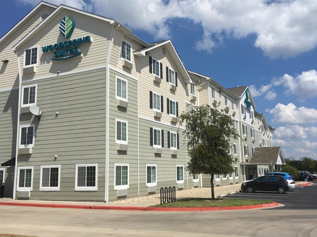 Hotel Baymont By Wyndham Dickinson Exterior foto